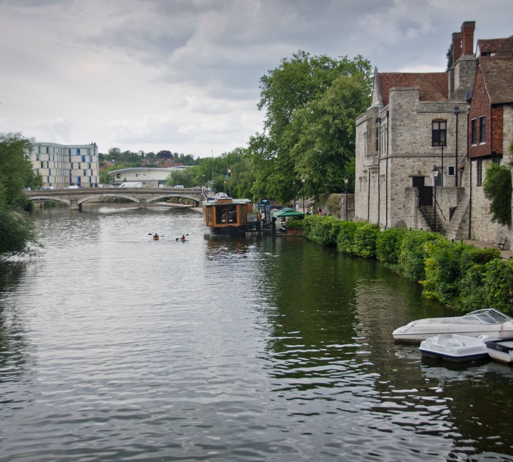 River Medway at Maidstone with boats