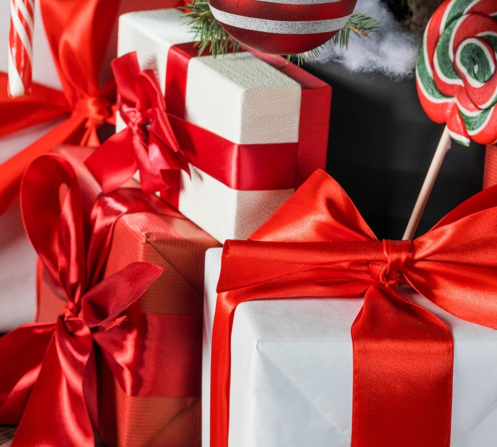 decorated-christmas-tree