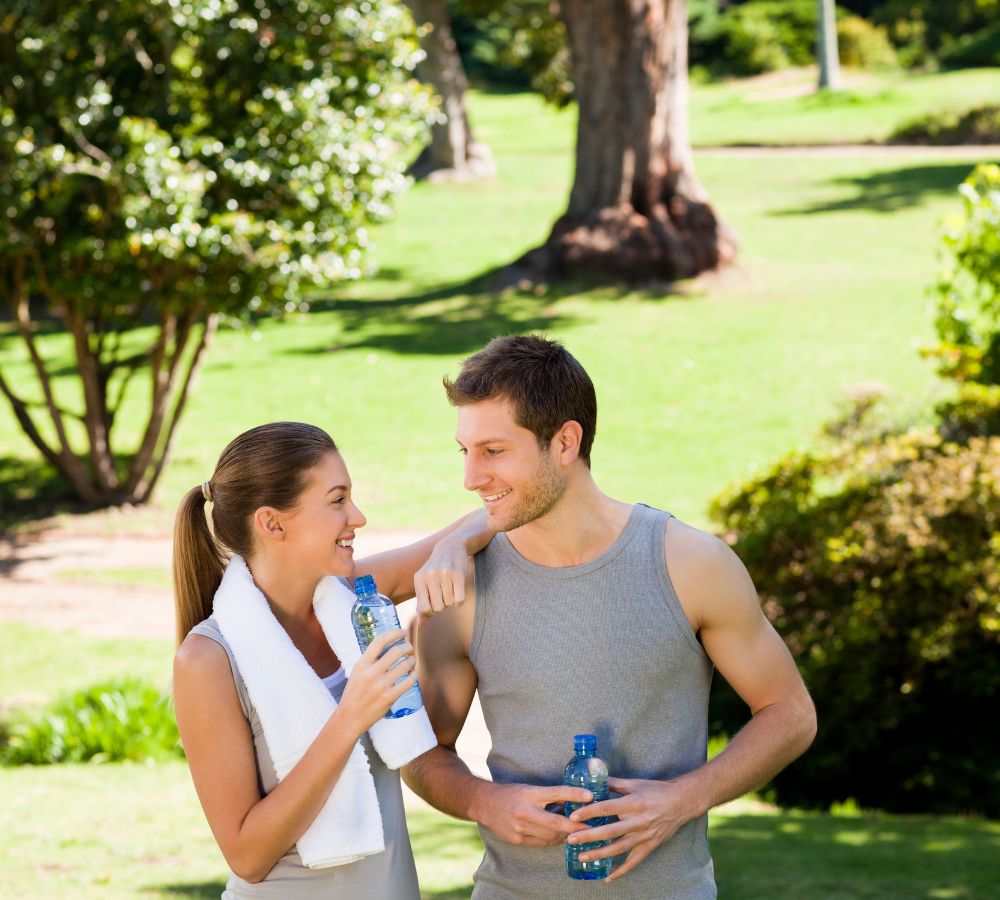 Sporty lovers in the park