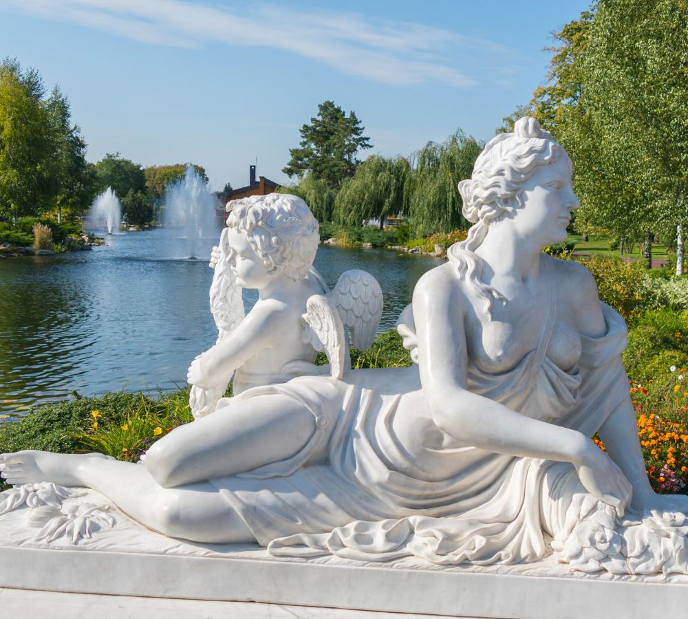 statue of white marble Aphrodite